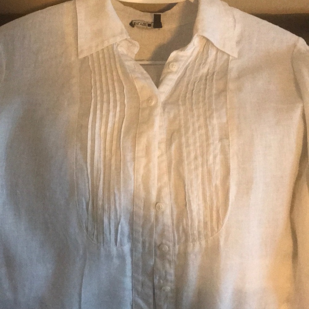 White blouse - Picture 2 of 4